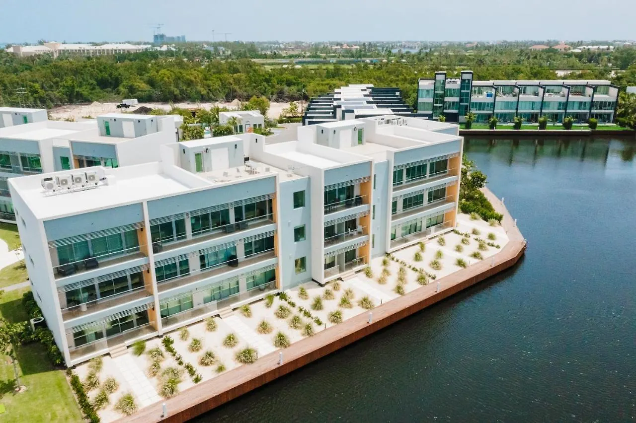 One Canal Point George Town Cayman Adaları